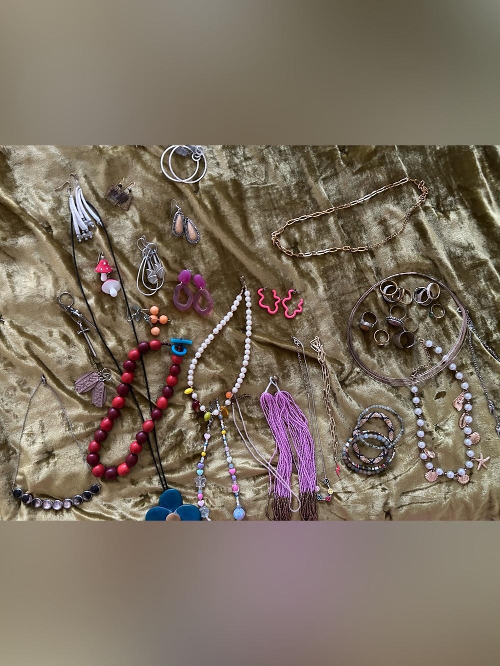 JEWELRY BUNDLE